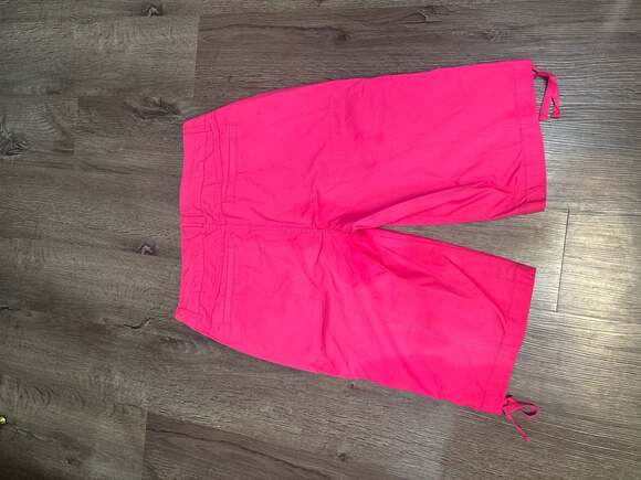 Caribbean Joe Women's Hot Pink Cargo Style Bermuda Shorts Size 8 - Picture 5 of 11